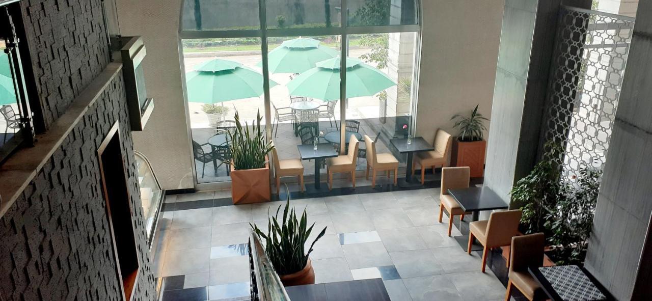Yinm Furnished Apartment Addis Abeba Exterior foto